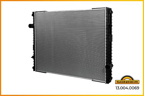 Радиатор (без рамки) RVI PremiumKerax 340-400 л.с. >96  915*689*48 (алюм.) аналог 638480
